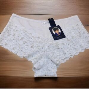 Vtg DELTA BURKE  Lace Satin Polyester 7/Lrg Cheeky White Boy Short Panties